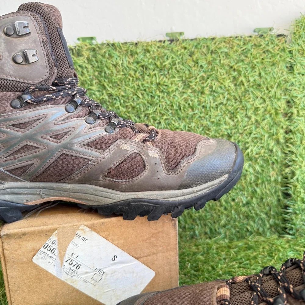 The North Face Hiking Boots Mens 10 Ultra Fastpack III Mid gore tex Waterproof
